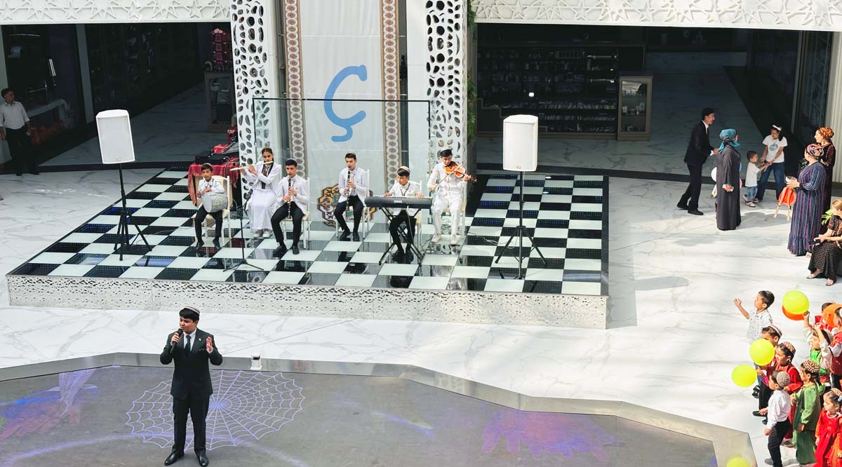 news-photo